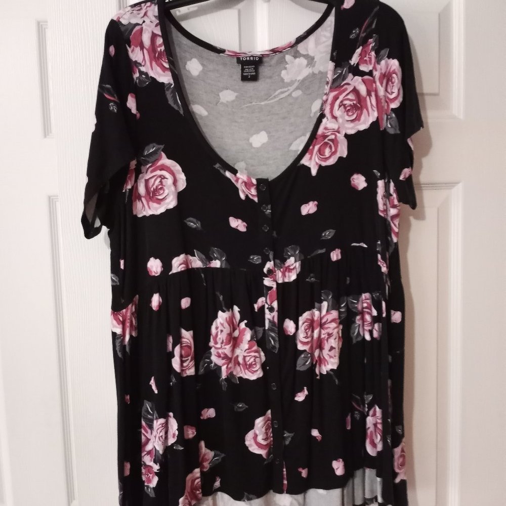 Torrid Sz 2 Super Soft Floral Babydoll Tunic